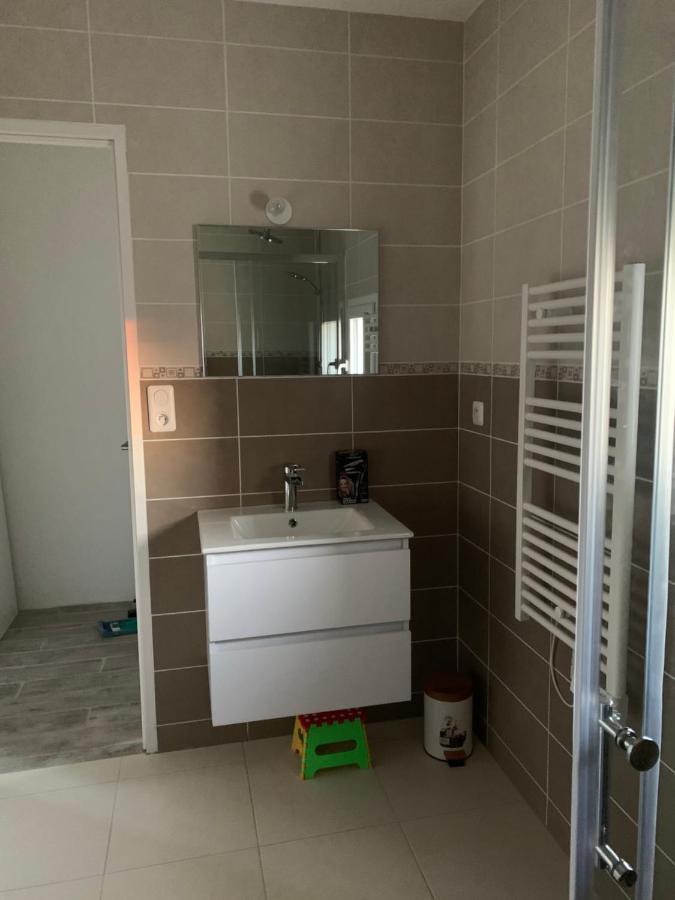 Holiday home Loge De La Besnardiere